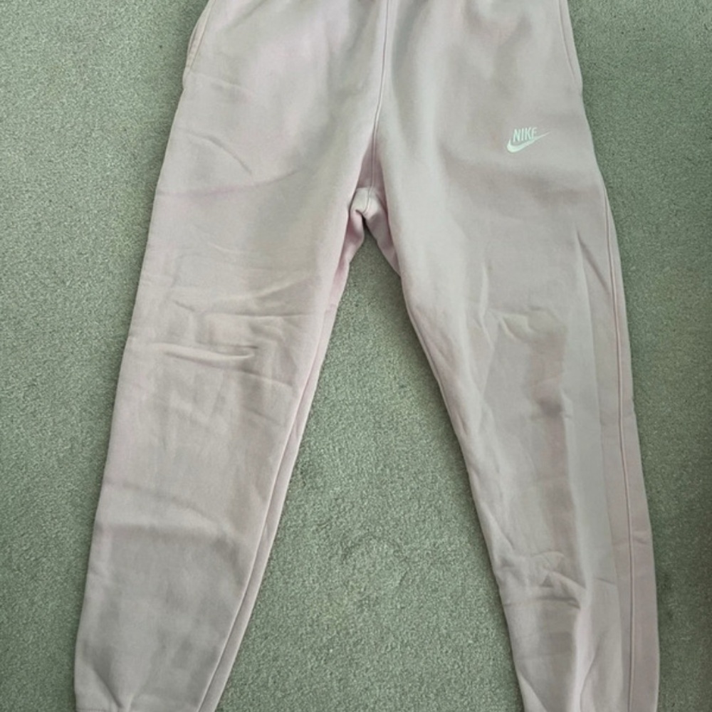 NIKE women sweatpants joggers small pink pockets tapered leg athletic